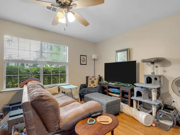 1352 Ocala Rd #A/b, Tallahassee, FL 32304