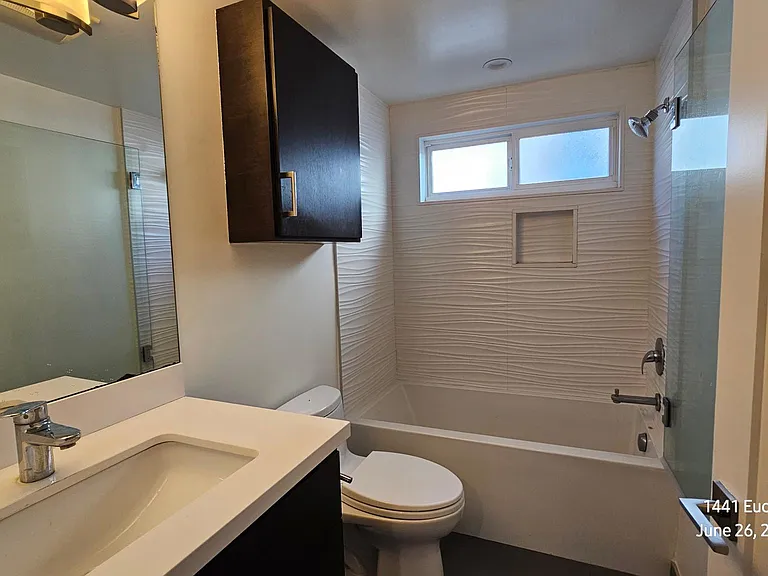 1441 Euclid St #1 — Photo 15