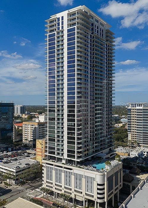 1st image of 275 1ST AVENUE S #2501