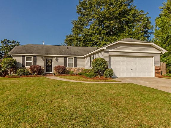 5th image of 211 Oakridge Dr