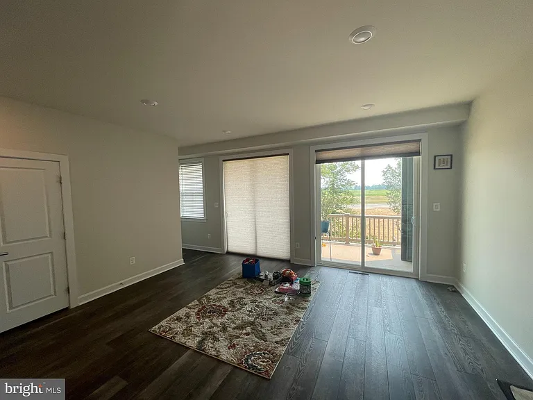 22256 Cornerstone Crossing Ter — Photo 11