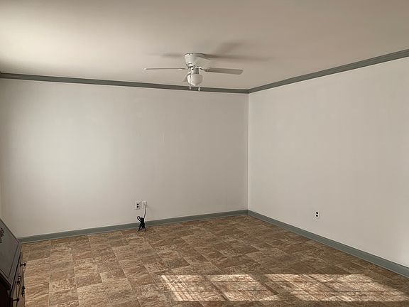 2nd image of 1810 S Timber St