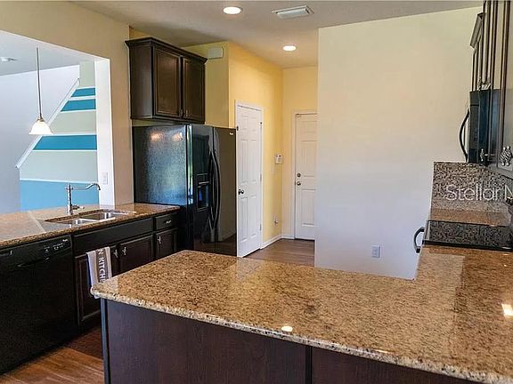 4th image of 9120 Mountain Camellia Ln