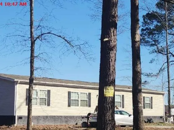 510 Middle St, Waverly, VA 23890