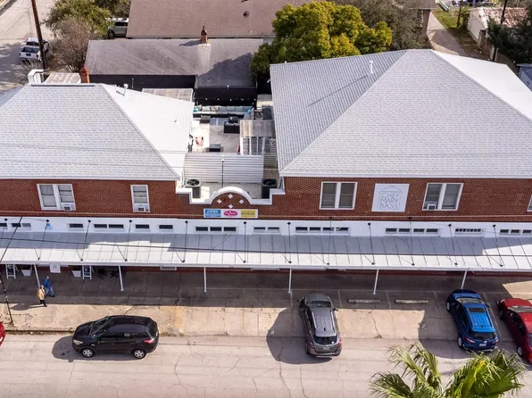 1502 39th St, Galveston, TX 77550