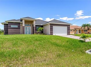 2802 14th St SW, Lehigh Acres, FL 33976