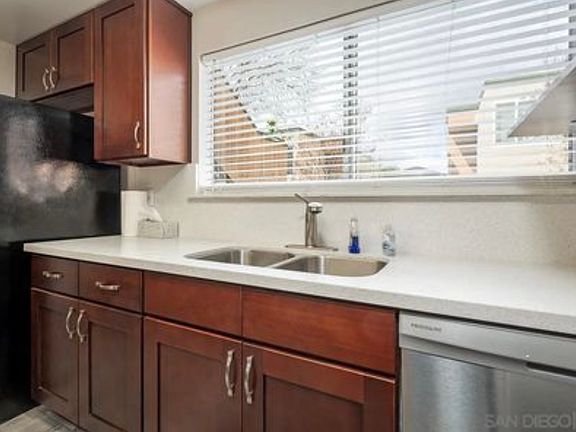 4th image of 8749 Lake Murray Blvd Unit 5