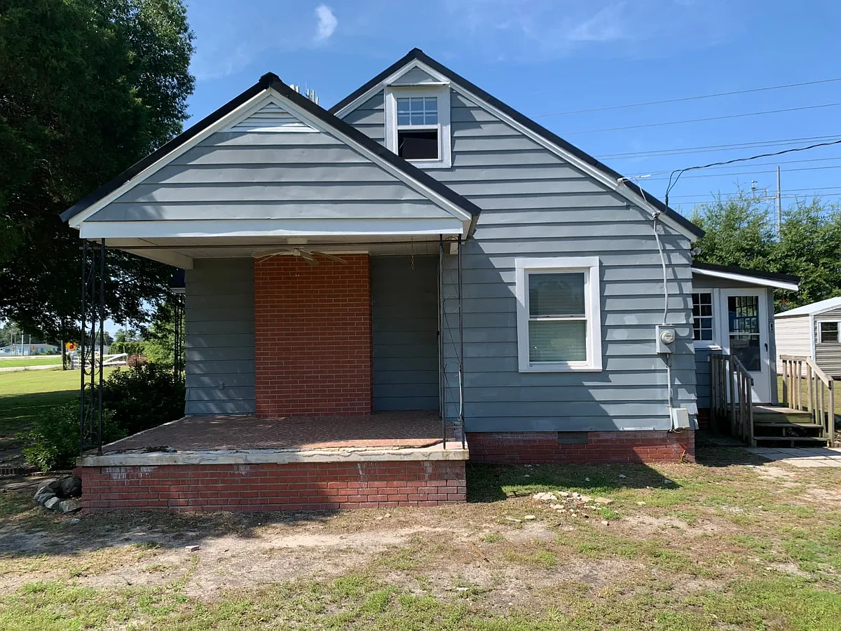 Building Photo - 3778 Gillespie St