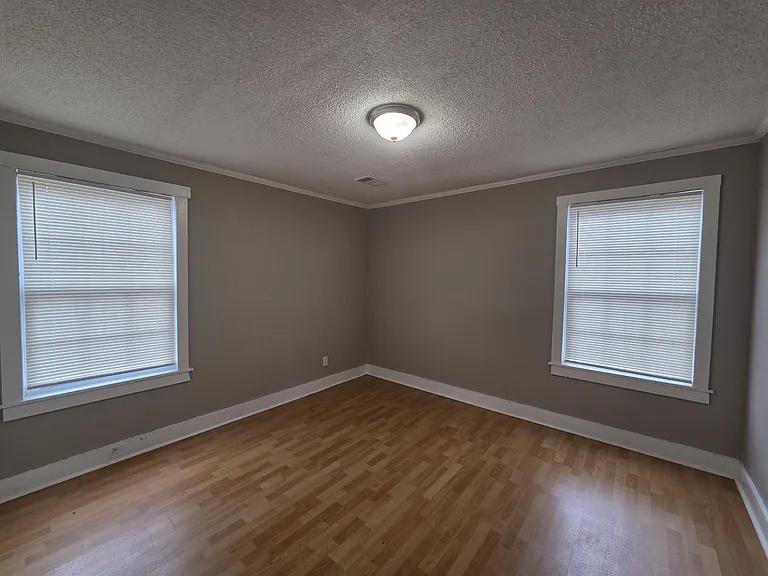 3458 Radford Rd — Photo 10