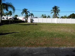 103 Sun Cir, Fort Myers, FL 33905