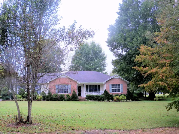 2409 Lisa Ln, Columbia, TN 38401