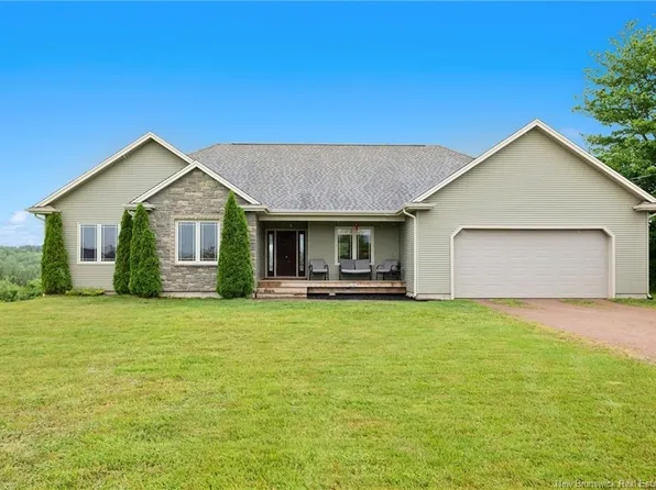 495 Old Shediac Rd, Memramcook, NB E4K 1V6