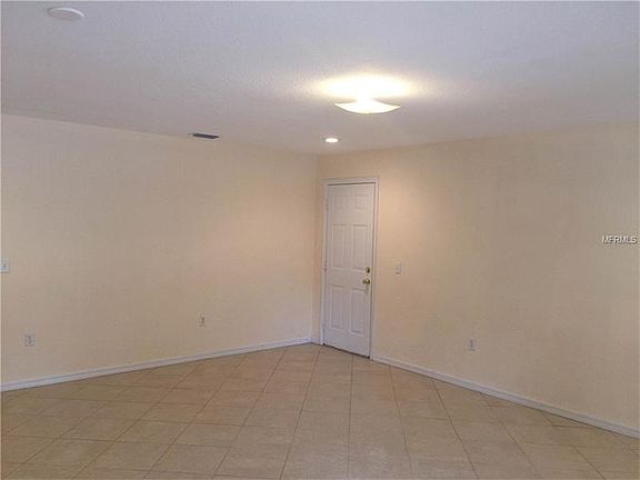 4th image of 735 Childs Ave N