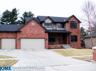 7943 Nob Hill Rd, Lincoln, NE 68516