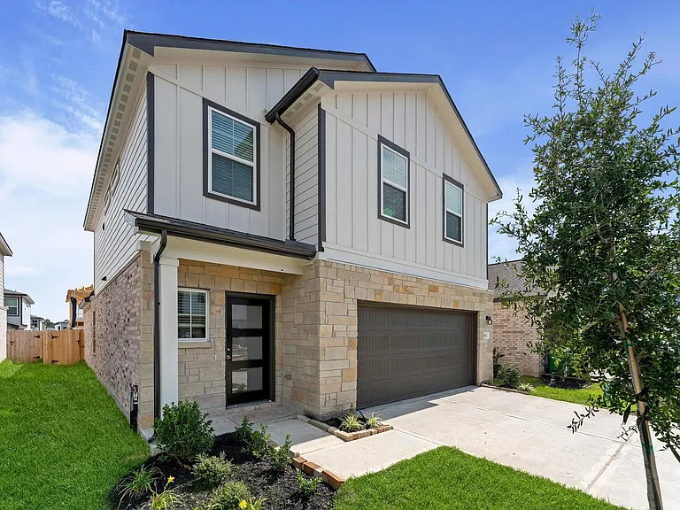 8627 Blueberry Ash St — Photo 1