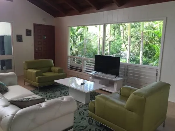953 Ailuna St #F, Honolulu, HI 96821