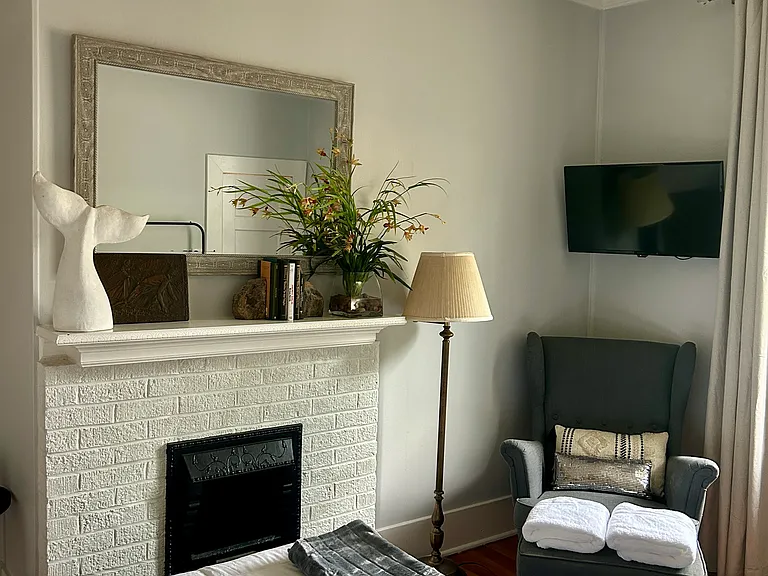 Johns Rd — Photo 12