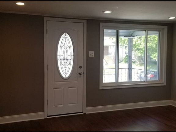 Living room, new door