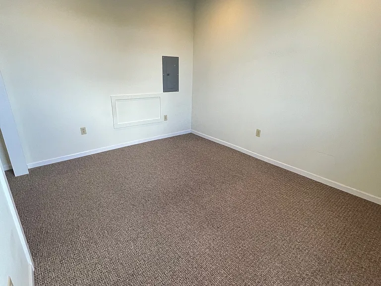 20 E Main St #12 — Photo 6