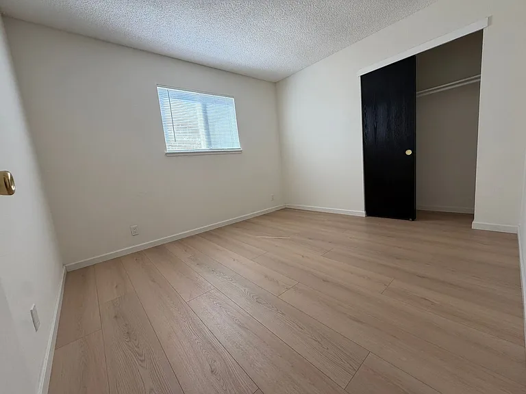 5061 Shell St — Photo 51