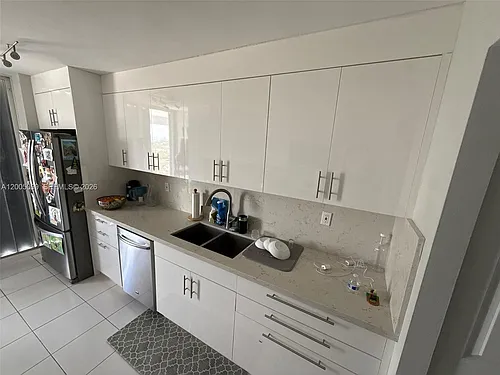 9341 Collins Ave #907 Photo 1