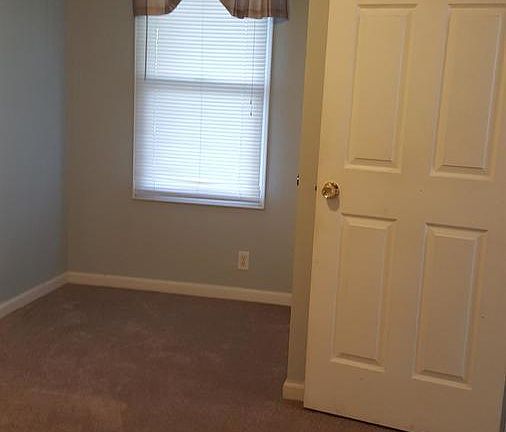 4th image of 26397 Belanger St