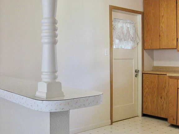5th image of 3928 Los Gatos Ave