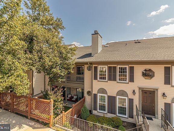 2nd image of 12309 Wadsworth Way
