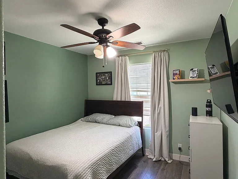 588 Gardenia Pl — Photo 11