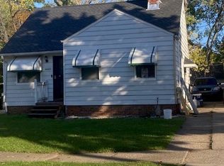 16609 Holly Hill Dr, Cleveland, OH