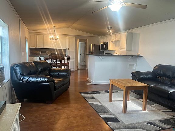 5th image of 5067 Alpine Dr