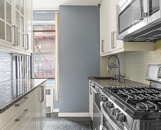 5th image of 3315 81st St APT 4H
