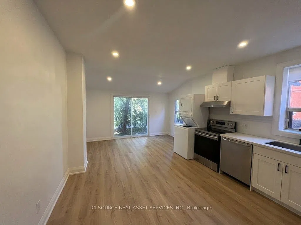 3 bed, $4,000 — Photo 2