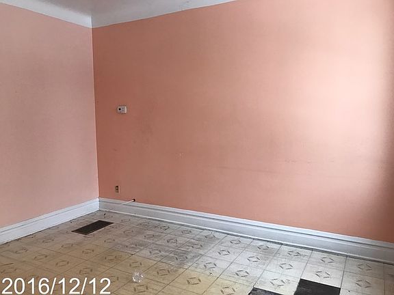 4th image of 4425 S Campbell Ave