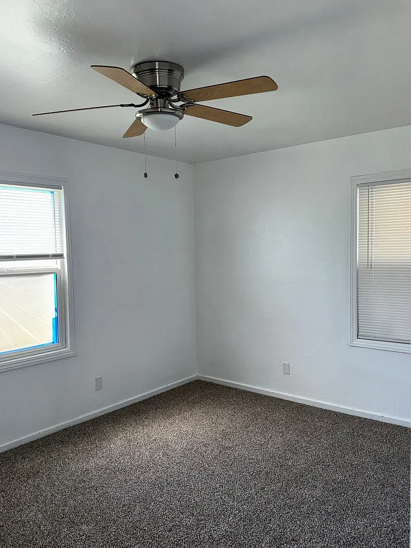 Give us a call ! — Photo 4