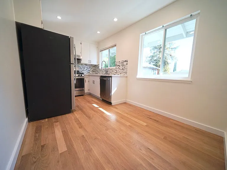 806 Fulton — Photo 1