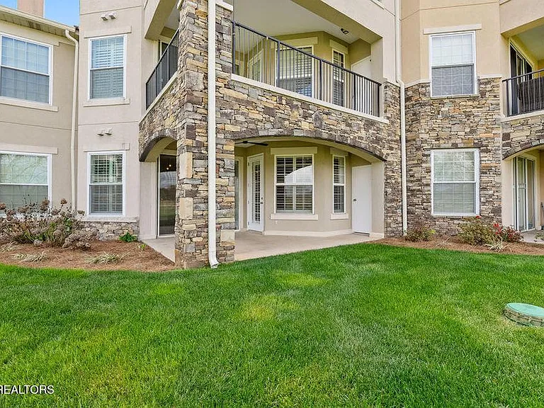555 Rarity Bay Pkwy #106 — Photo 2