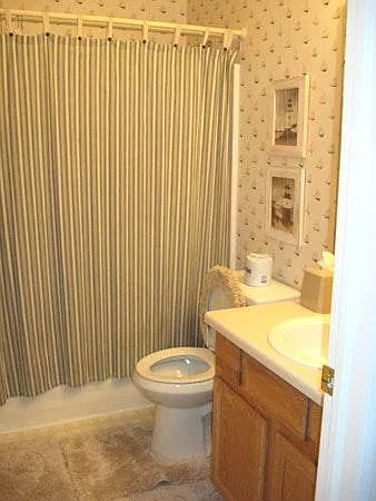 1314 Armsley Ct — Photo 8