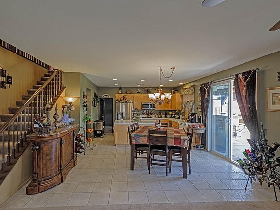 2nd image of 8557 Daybreak Ct