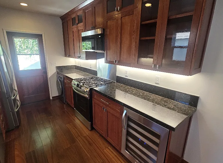 1151 Heather Sq — Photo 11