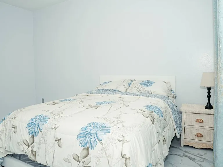 29601 W Columbus Ave — Photo 12