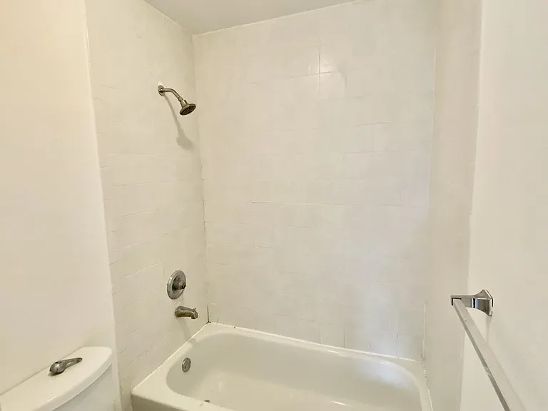 2914 NW 55th Ave #1D — Photo 16