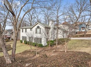 501 Oak Hill Dr, Lake Saint Louis, MO 63367