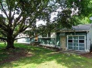 102 Pond Point Ave, Milford, CT 06460