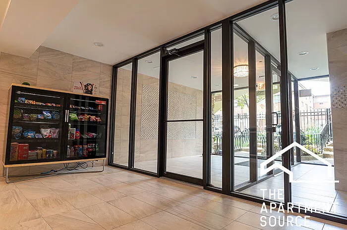 6011 N Winthrop Ave #407 — Photo 11