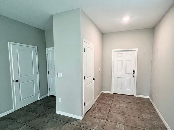 3rd image of 9731 Pembrooke Pines Dr