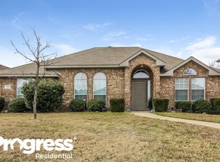 1145 Essex Dr, Cedar Hill, TX 75104