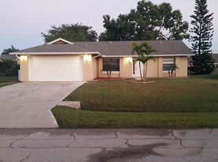 2485 SE Marseille St, Port Saint Lucie, FL 34952