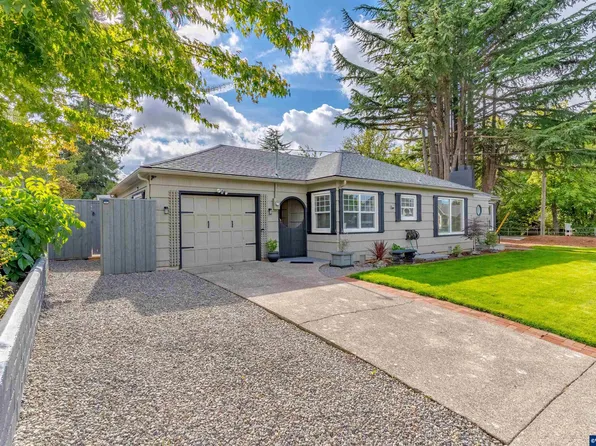 610 D St NE, Salem, OR 97301