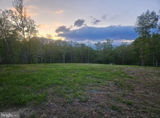 17379 Waterloo Rd, Amissville, VA 20106